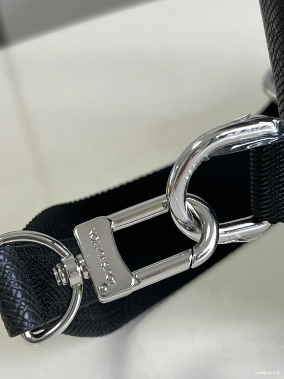 WIS SLING BAG VUITTON AVENUE LOUIS 0312